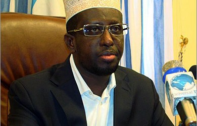 Madaxweyne shariif oo codsaday in la xaliyo cabashooyin ay soo gudbiyeen qaar ka mid ah beelaha Soomaaliyeed.