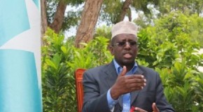 Madaxweyne Shariif oo ku laabtay Muqdisho