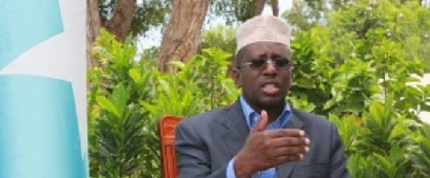 Madaxweyne Shariif oo ku laabtay Muqdisho