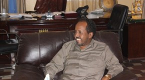 Madaxweynaha Soomaaliya baaq gaar ah u jeediyay Xarakada Al-shabaab, kana dalbaday inay