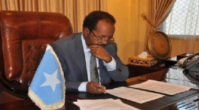 SOMALI PRESIDENT CONGRATULATES THE NEWLY APPOINTED CHINESE PREMIER LI KEQIANG