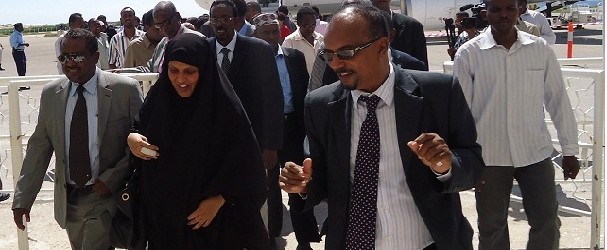 Wasiirka Hormarinta Iyo Adeegga Bulshada Drs. Maryan Qaasim Oo Dalka Dib Ugu Soo Laabatay