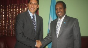 Madaxweynaha Ayaa La Kulmay Madaxa USAID Oo Muqdisho Soo Booqday