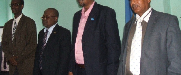 Wasaaradda howlaha Guud oo hergelineysa wakaladaha howlaha marakiibta iyo gaadiidka badda iyo wakaalada dekadaha soomaaliyeed