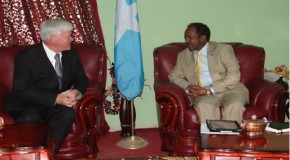 Madaxweyne Xasan Sheekh Oo la kulmay Wakiilka cusub ee Mareykanka u qaabilsan Soomaaliya