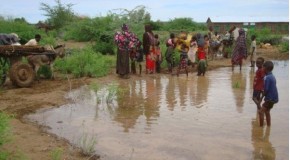 AMISOM Helps Deliver Aid as Humanitarian Crisis Looms In Jowhar