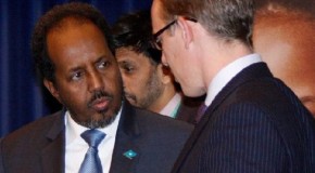 President hails strong ties and “special relationship” with US on landmark visit to Mogadishu